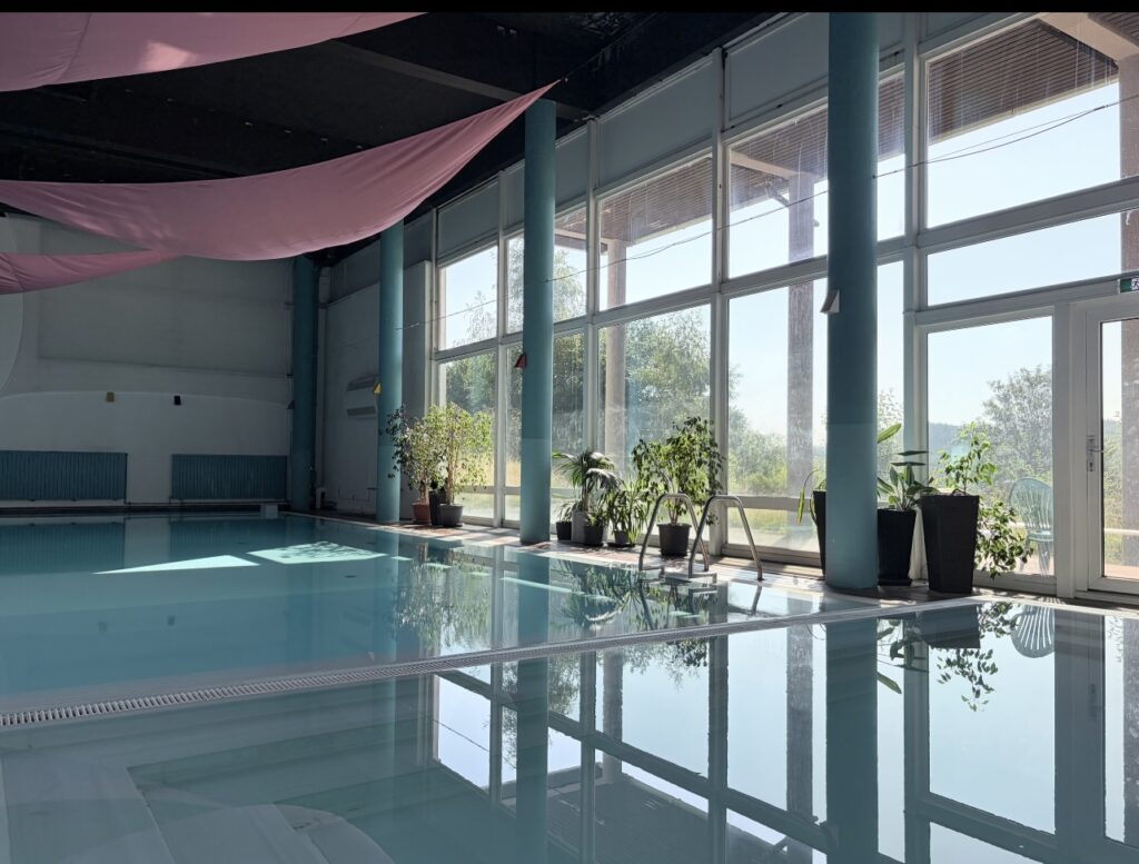 Einblick in den Schwimmstandort Schmitten-Dorfweil